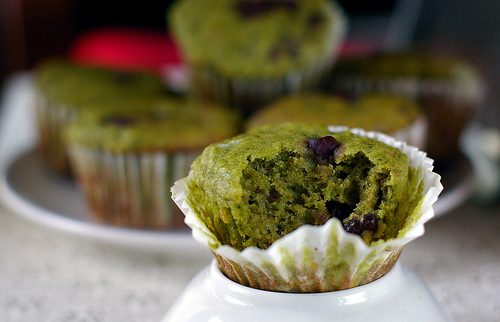 Green muffin, om nom nom. Green muffin, om nom nom.