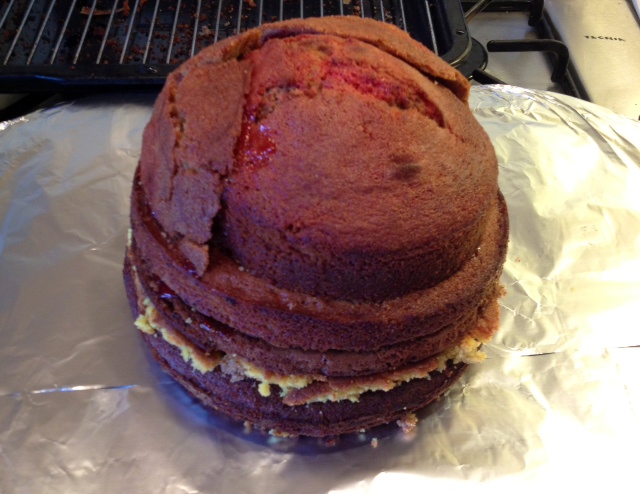 Sponge ready to be decorated.