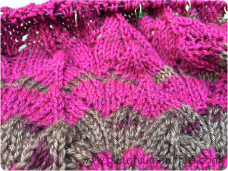 A close up of the modified cockleshell lace pattern on Naloa.