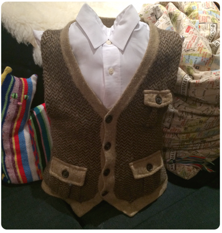 A waistcoat pillow from the front.